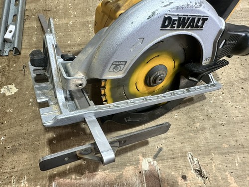 Upgraded rip saw fence steady - rip,